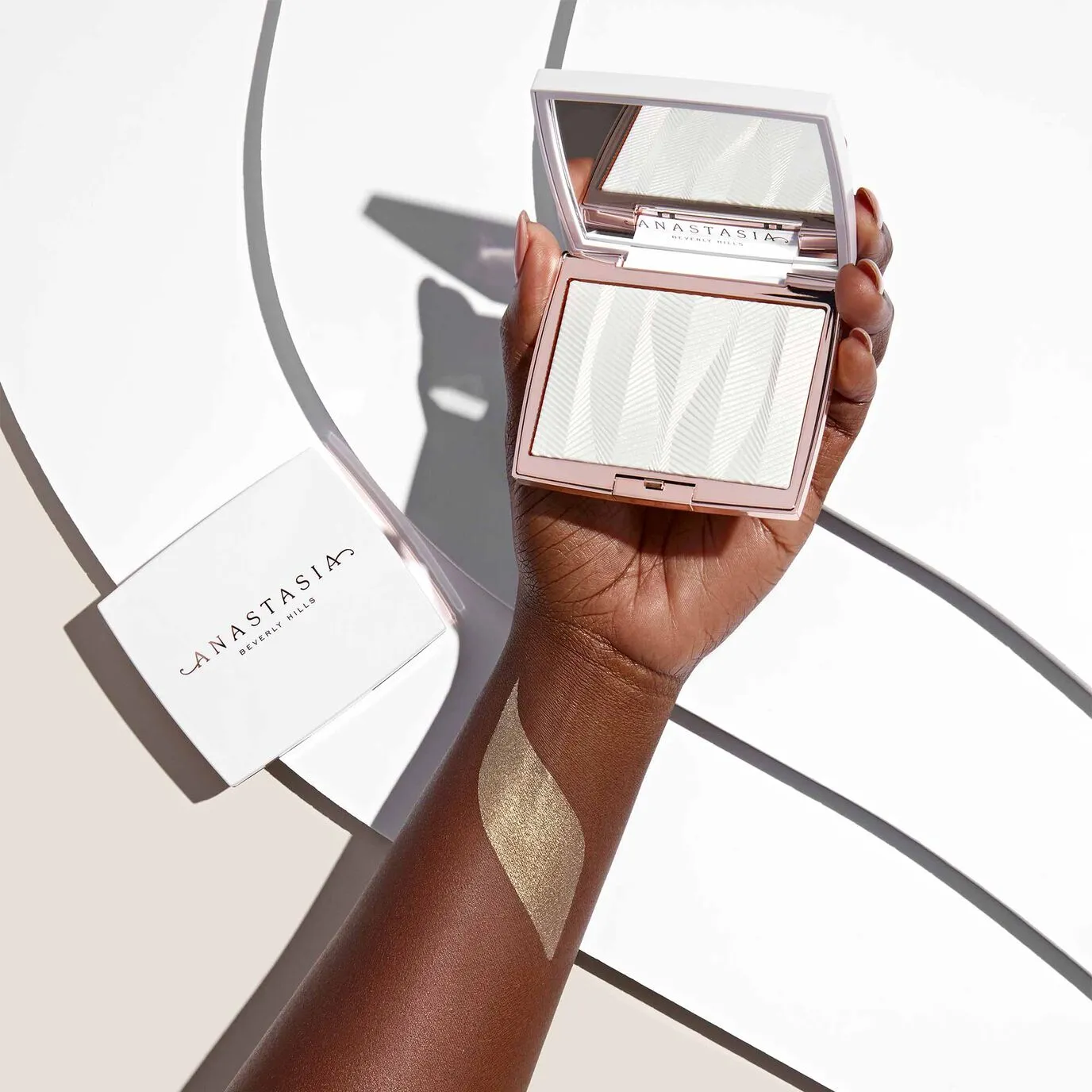 Anastasia Beverly Hills Highlighter - Iced Out