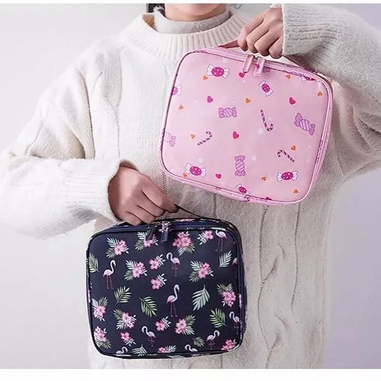 Makeup organizer bag