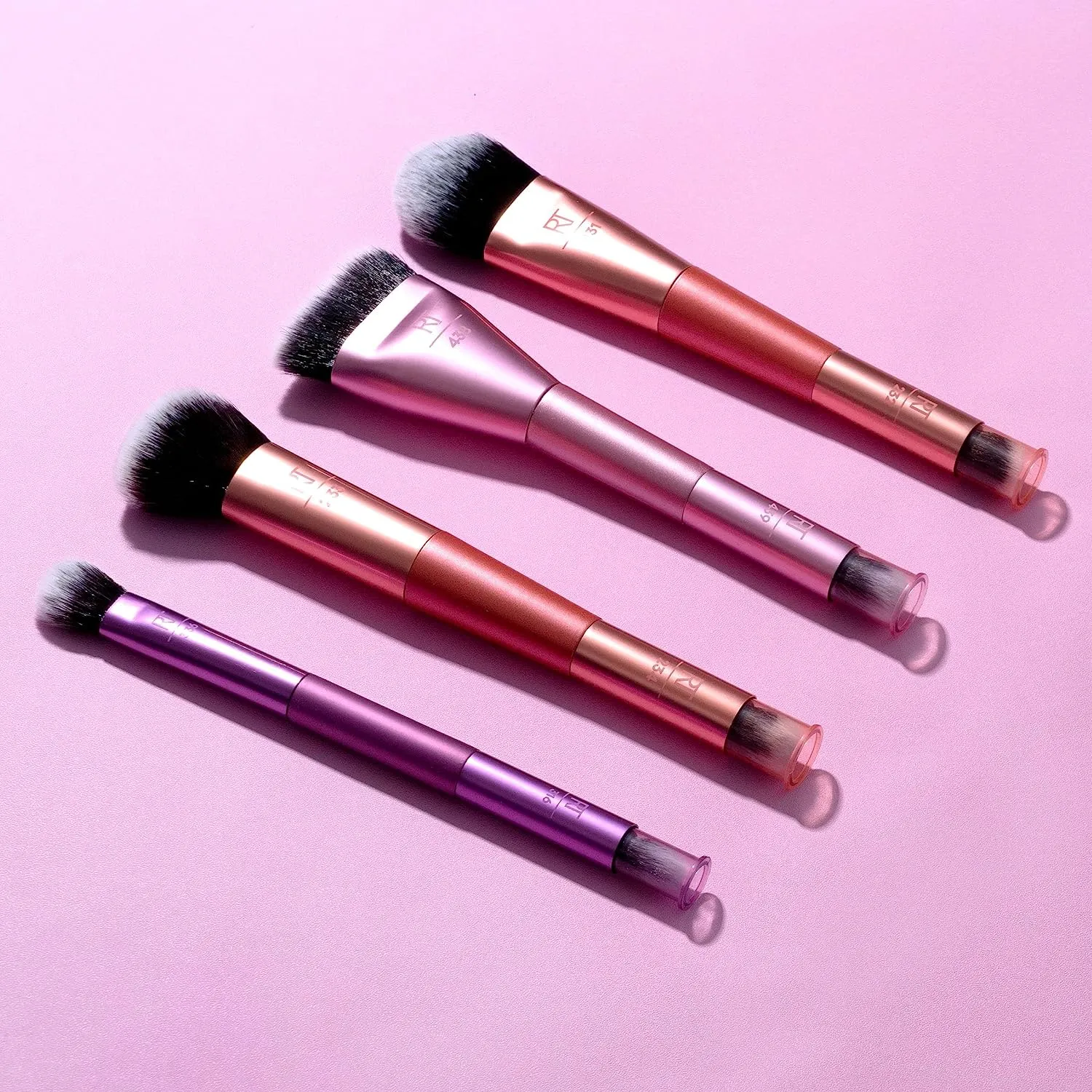 Real Techniques Sculpt & Shape Dual Ended Makeup Brush For Flat Head Blends & Intensifies Contour or Highlighter Cheek 438